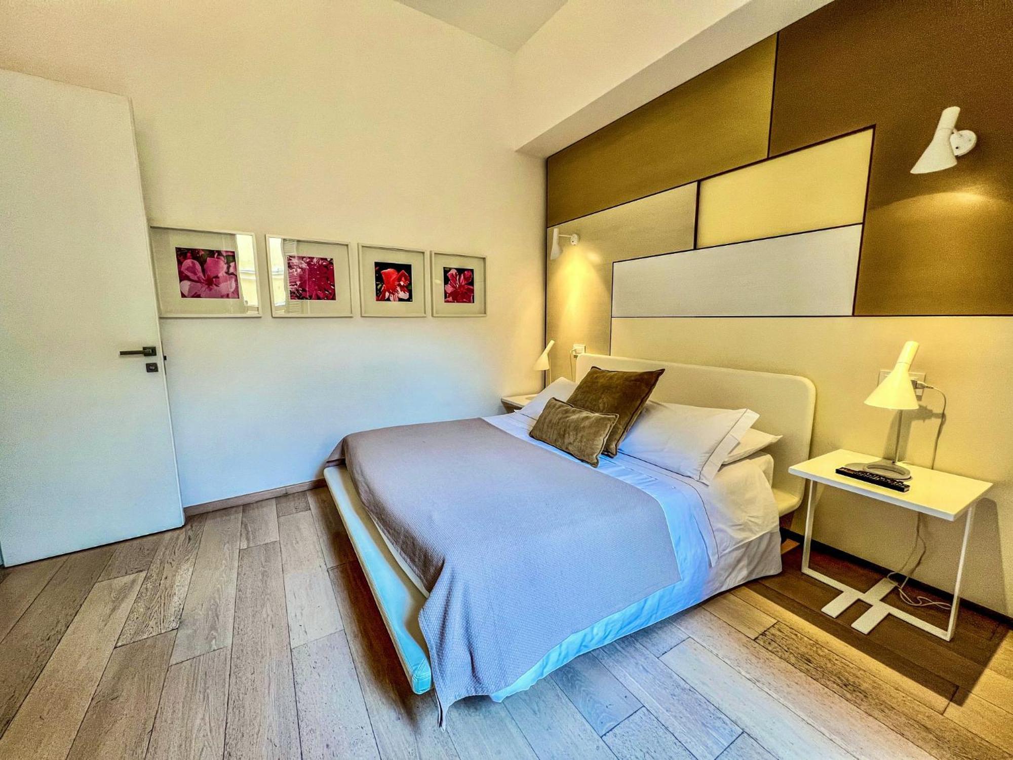Santacroce Luxury Rooms Lecce Exterior photo