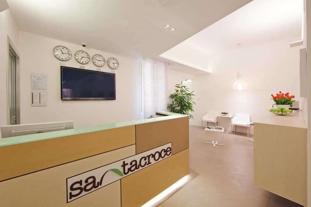 Santacroce Luxury Rooms Lecce Exterior photo