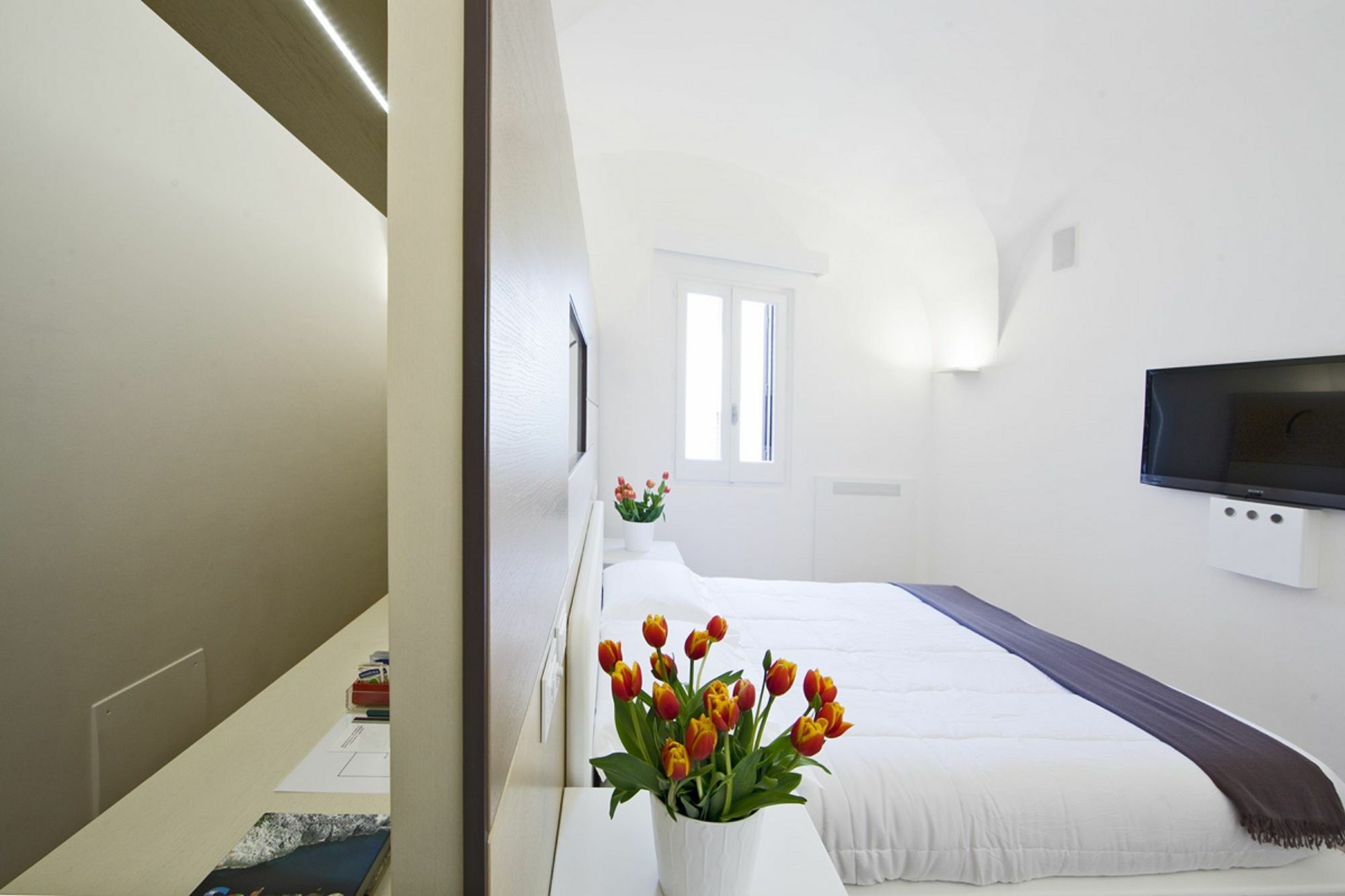 Santacroce Luxury Rooms Lecce Exterior photo